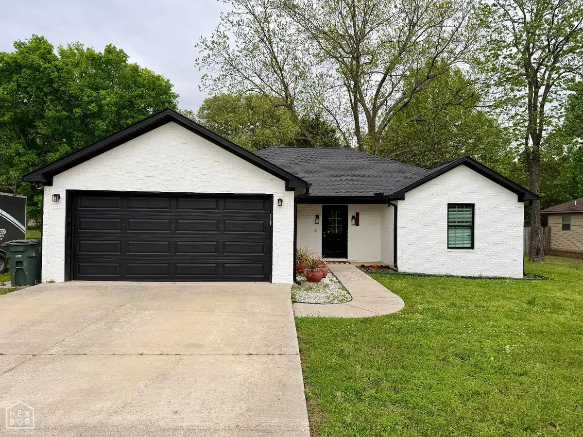 315 S Oak Street, Brookland, AR 72417 - #1