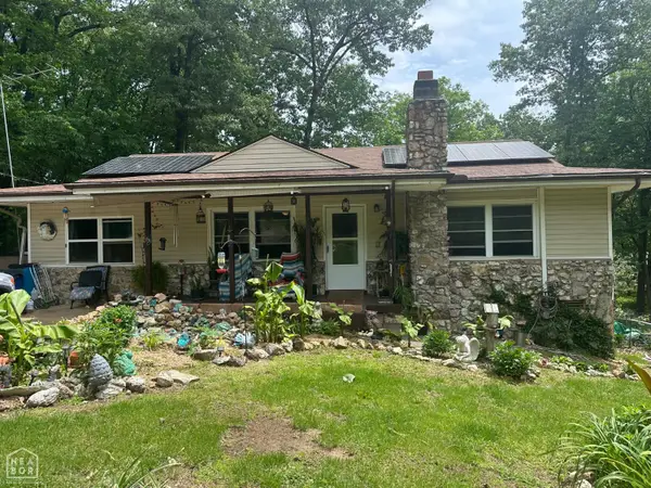 17 Iroquois Circle, Cherokee Village, AR 72529