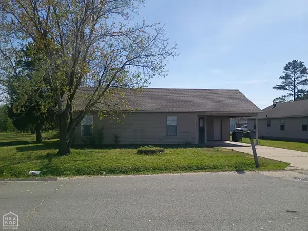 302 E Locust Street, Paragould, AR 72450