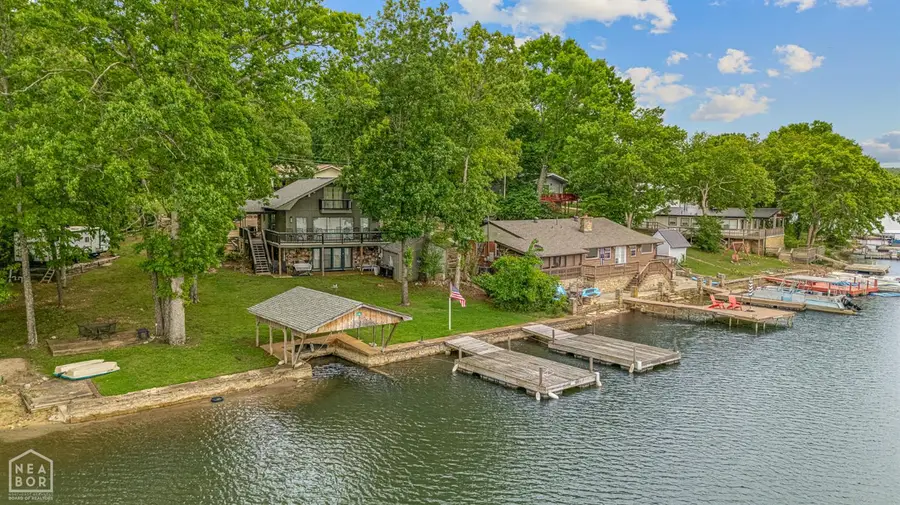 176 E Lakeshore Drive, Cherokee Village, AR 72529 - #2