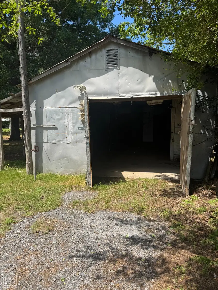 925 W Darden, Newport, AR 72112 - #3