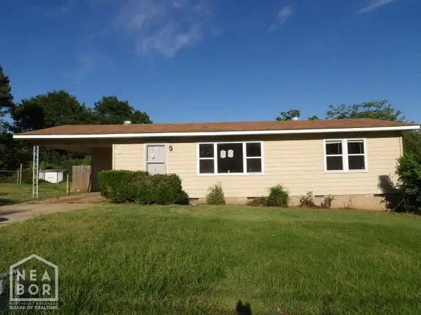 1208 S Park Street S, Pocahontas, AR 72455