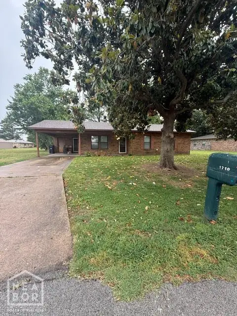 1710 Corbet Street, Walnut Ridge, AR 72476