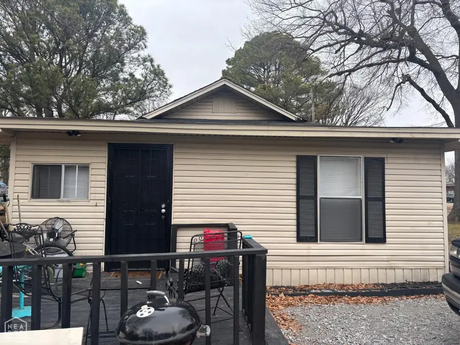 329 Arkansas Avenue, Wynne, AR 72396 - #2