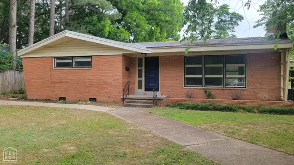 633 W College Avenue W, Jonesboro, AR 72401