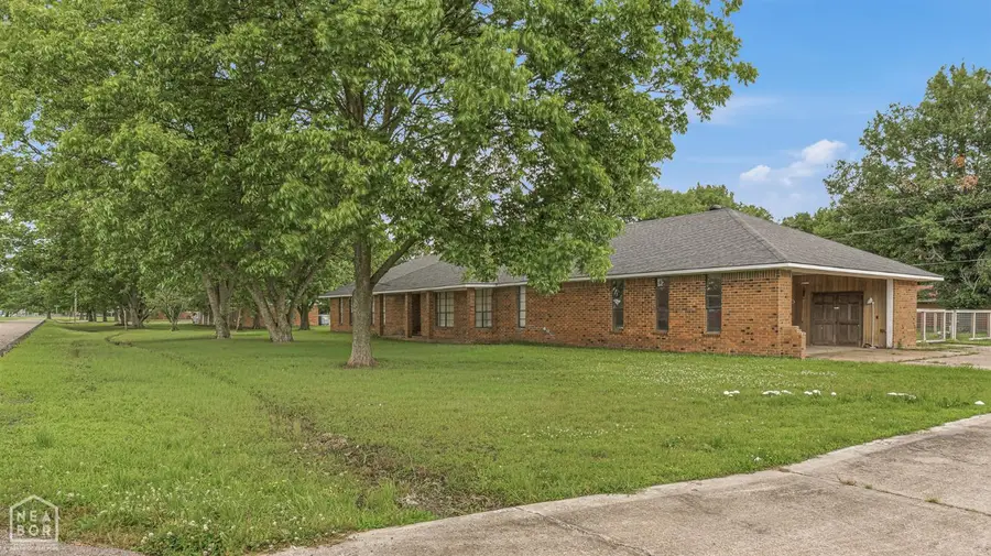 406 E Ash Street E, Keiser, AR 72351 - #2