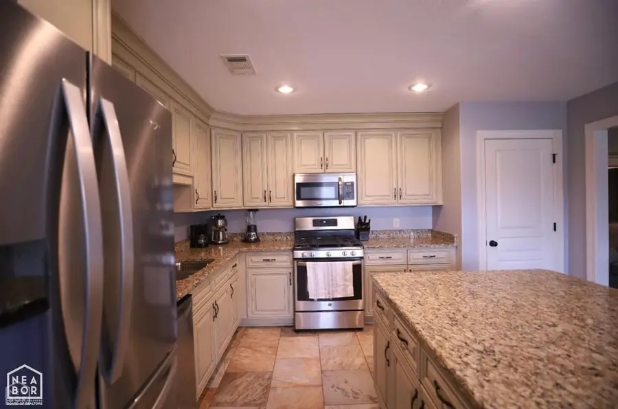 5508 Slimbridge Drive, Jonesboro, AR 72405 - #2