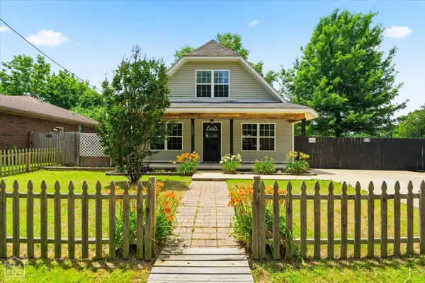 800 N 6 1/2 Street, Paragould, AR 72450