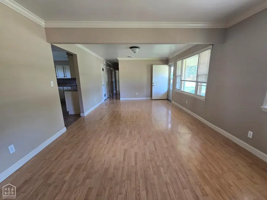 105 Grove Street, Jonesboro, AR 72401 - #3