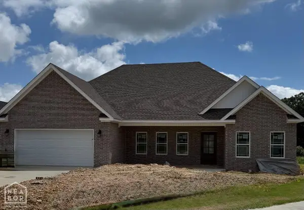 964 Cypress Pointe Cove, Jonesboro, AR 72405