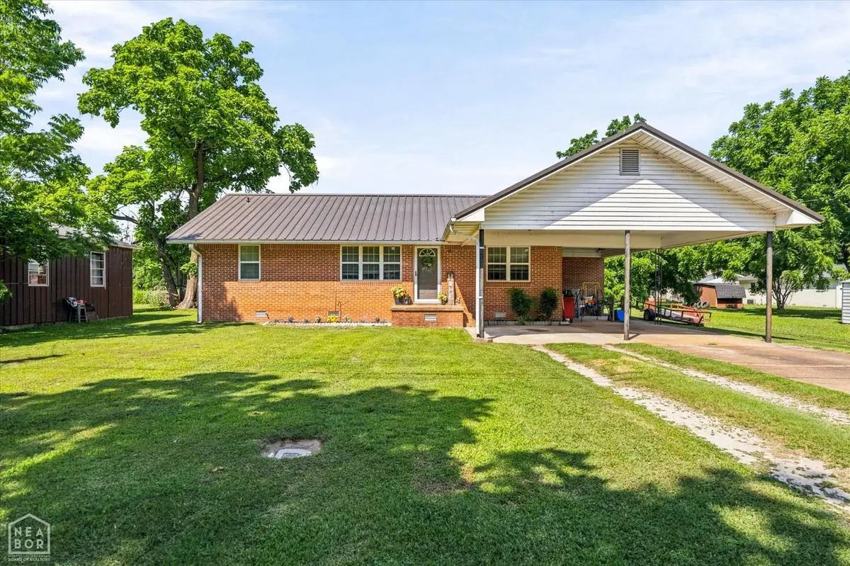 610 W Pine Street W, Walnut Ridge, AR 72476 - #1