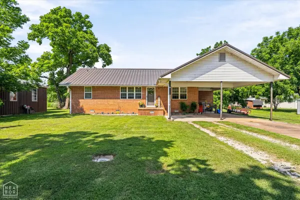 610 W Pine Street W, Walnut Ridge, AR 72476