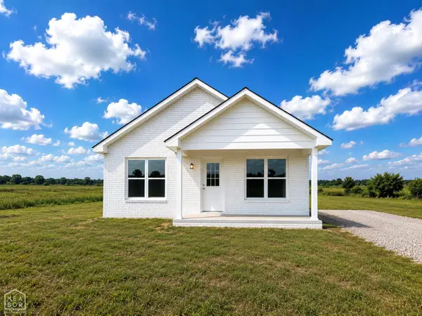 805 Hyde St, Gosnell, AR 72315