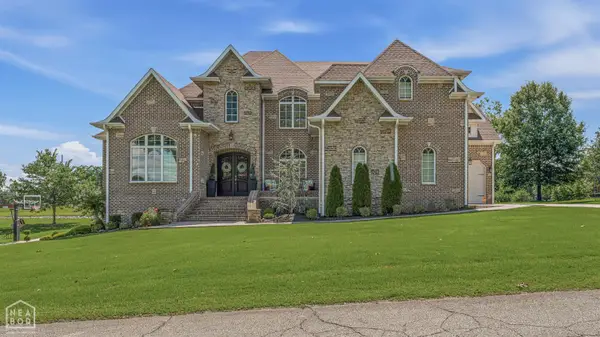 1803 Rogers Dr, Paragould, AR 72450