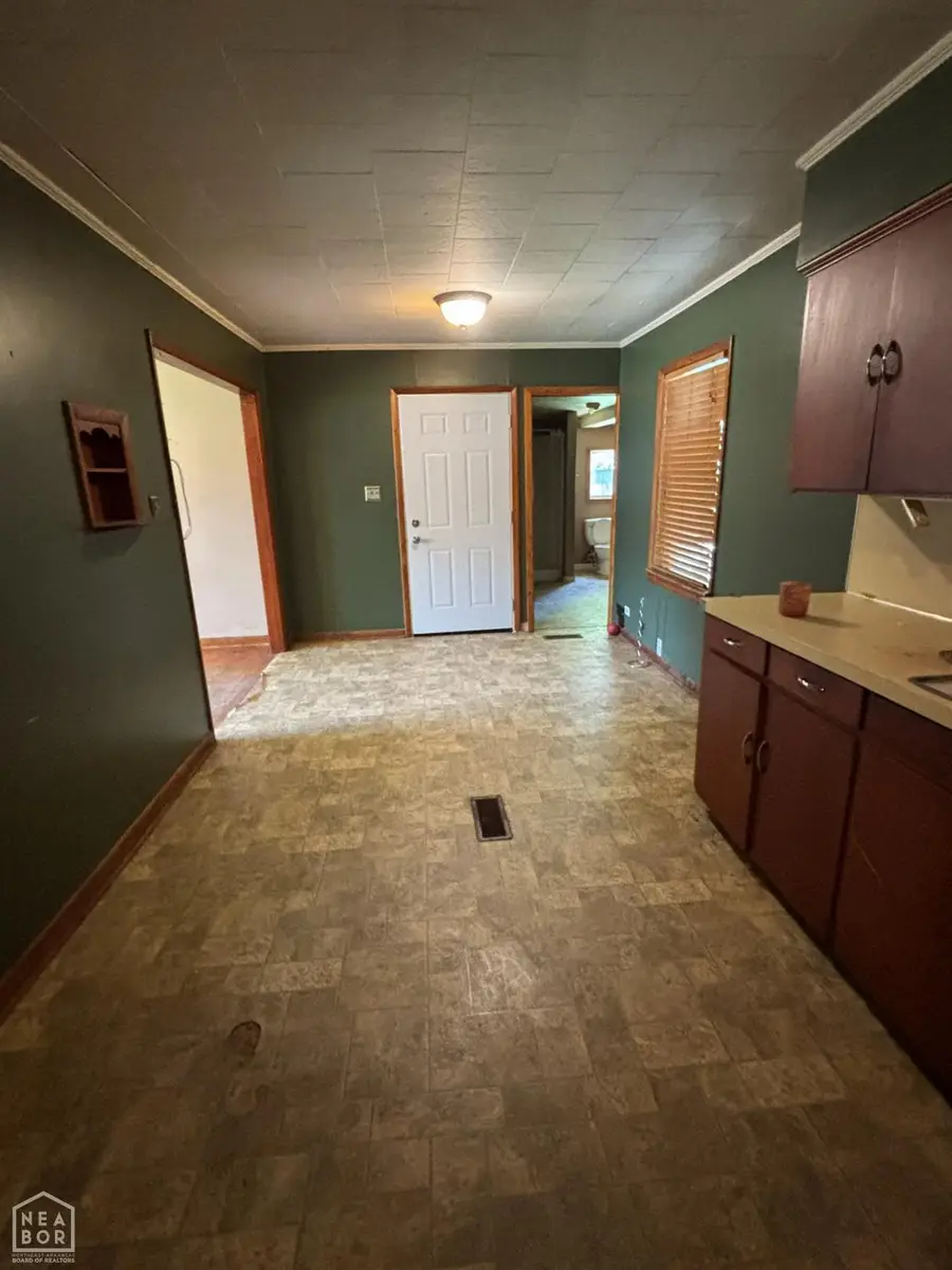 808 SW 4th Street, Corning, AR 72422 - #3