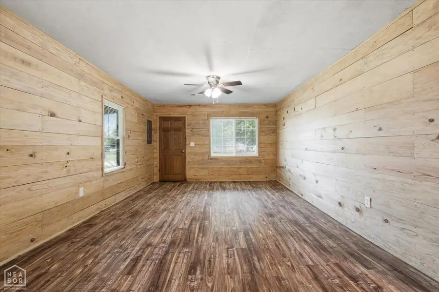 810 State Street, Walnut Ridge, AR 72476 - #3