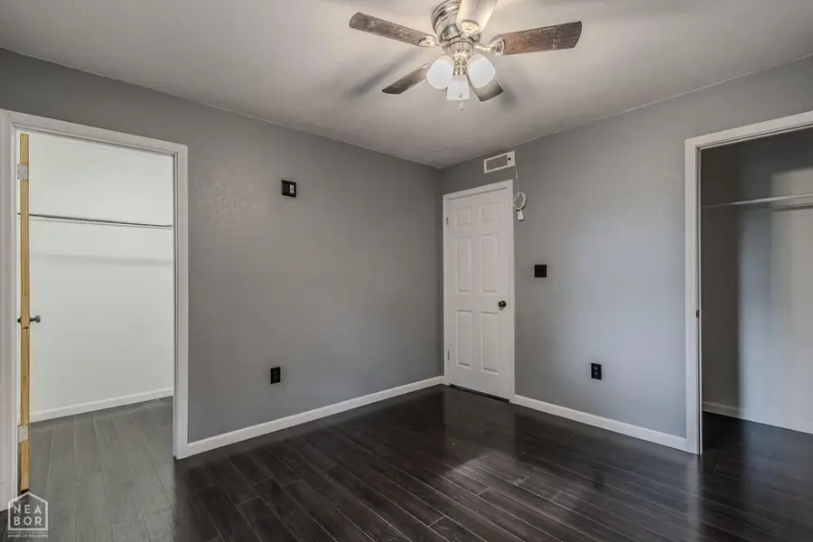 505 Brentwood Drive, Paragould, AR 72450 - #3