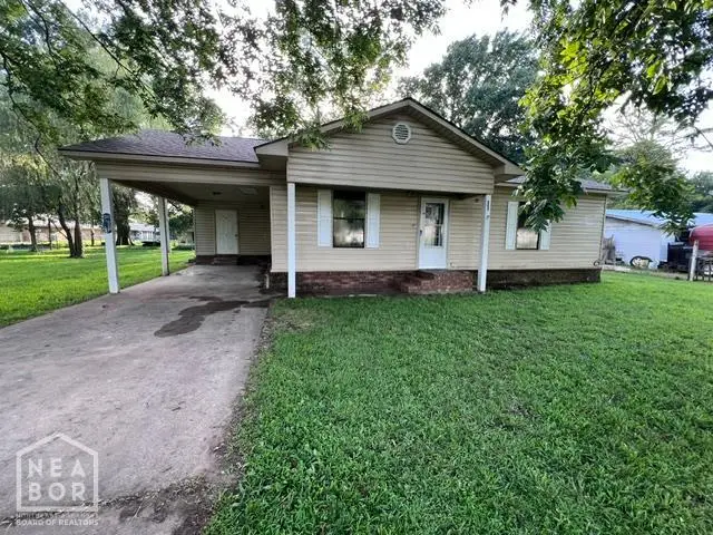 203 S San Francisco S, Caraway, AR 72419 - #1