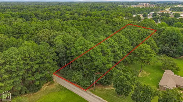 1 Pearl Drive, Jonesboro, AR 72405