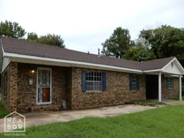 924 S Clark Street, Blytheville, AR 72315 - #1