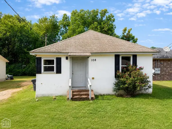 108 W Forrest Street W, Jonesboro, AR 72401
