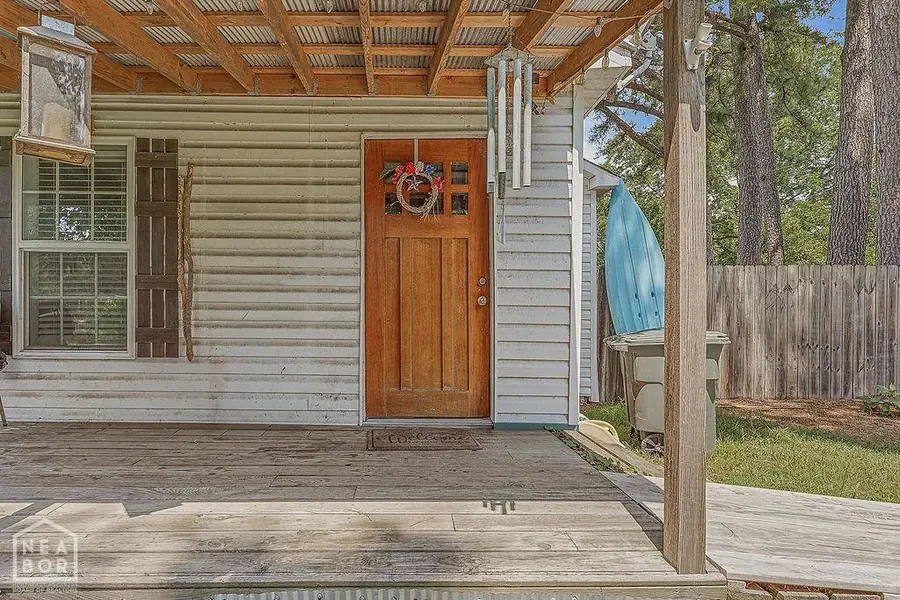 202 S Lynch Street, Brookland, AR 72417 - #2