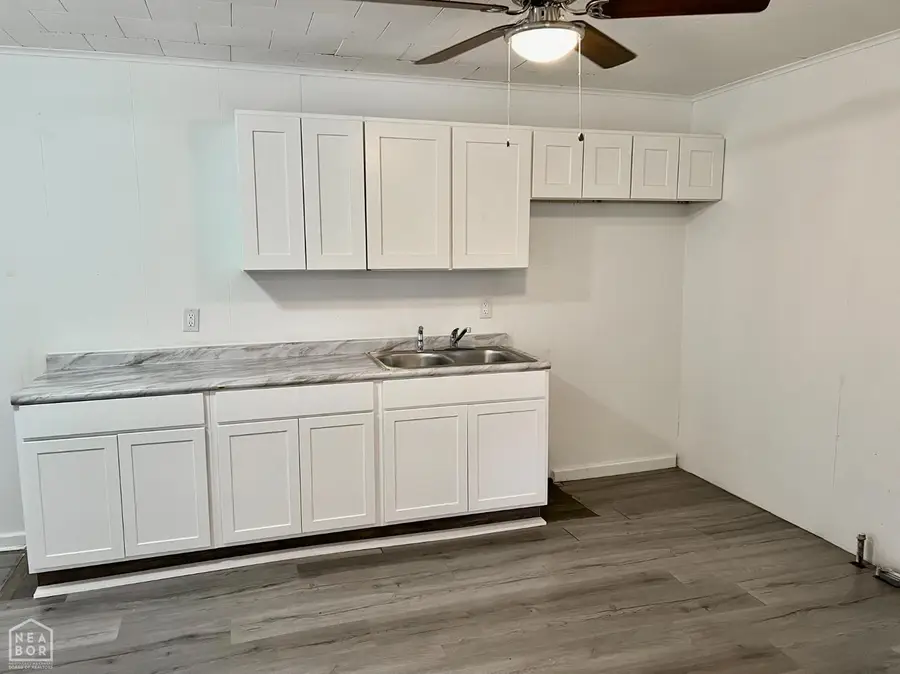 706 Warner Avenue, Jonesboro, AR 72401 - #3