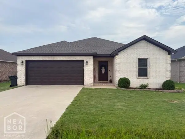 137 Redwood Drive, Bono, AR 72416