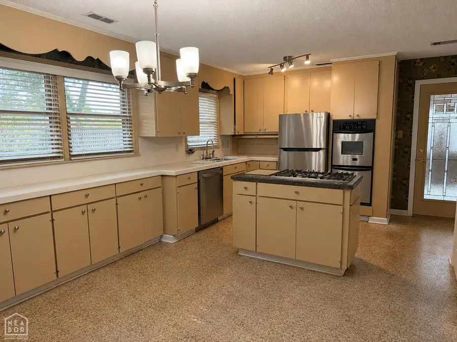 718 Melton Drive, Jonesboro, AR 72401 - #2
