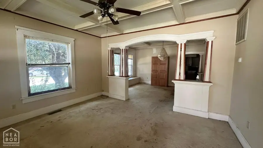 410 W Jackson Street W, Piggott, AR 72454 - #2
