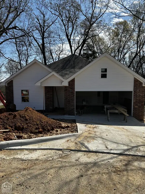 201 Capitol Cove, Jonesboro, AR 72401