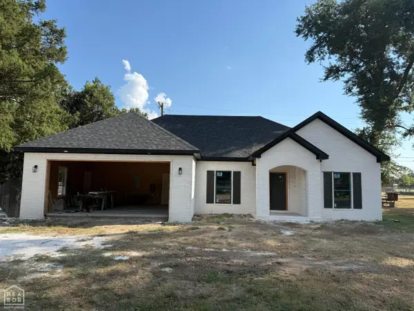 105 Lacey, Leachville, AR 72438