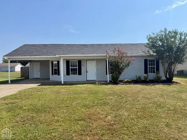 829 N 10th Avenue, Paragould, AR 72450