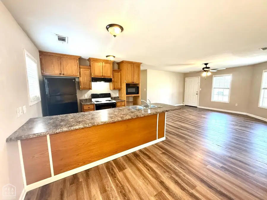 829 N 10th Avenue, Paragould, AR 72450 - #2