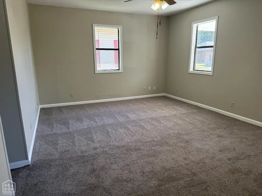 1320 W Huntington Avenue W, Jonesboro, AR 72401 - #2