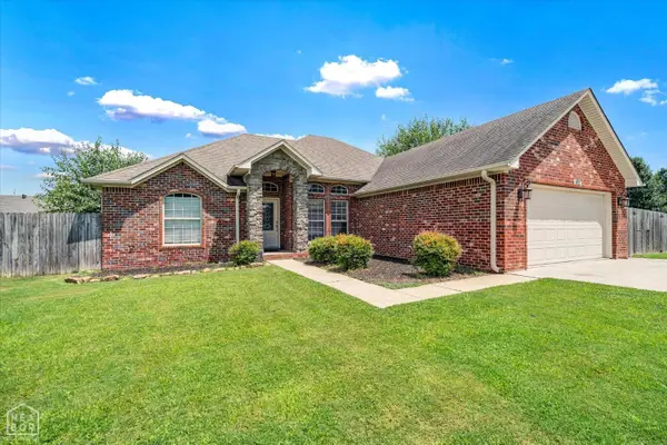 102 Lenford Drive, Bono, AR 72416