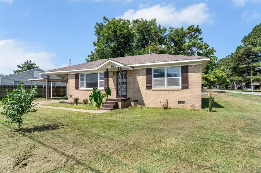 207 Pocahontas Road, Walnut Ridge, AR 72476 - #2