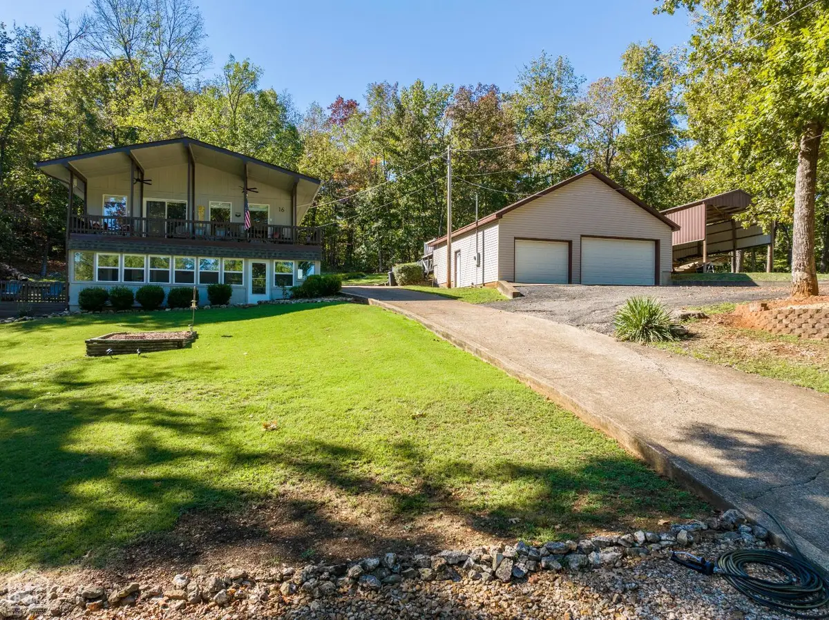 16 Wyandotte Drive, Cherokee Village, AR 72529 - #1