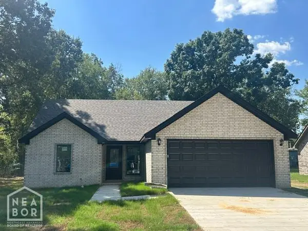 104 E Hinkley Street, Brookland, AR 72417