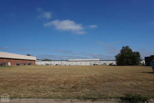 2198 Fowler Ave #2200, Jonesboro, AR 72401