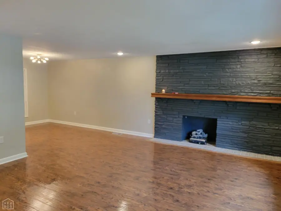 633 W College Avenue W, Jonesboro, AR 72401 - #2