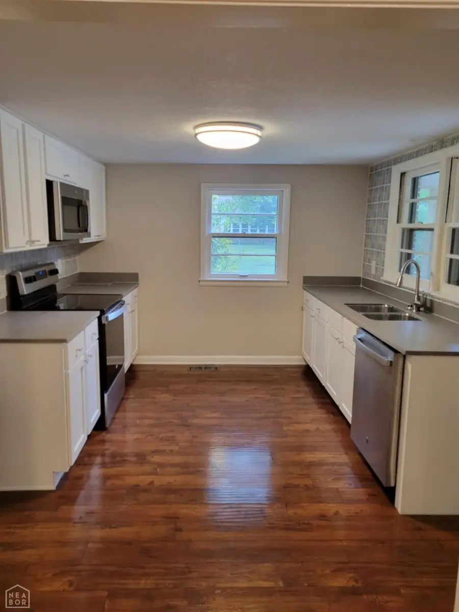 633 W College Avenue W, Jonesboro, AR 72401 - #3