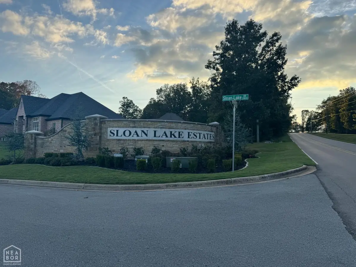 2011 Sloan Lake Drive, Jonesboro, AR 72404 - #1