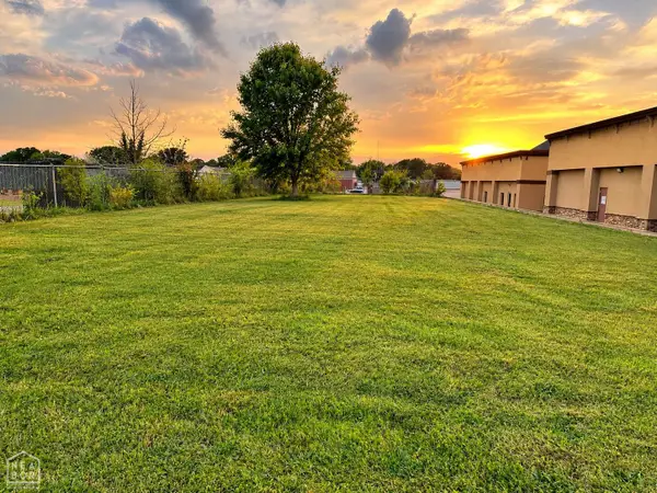 2609 S Madison, Jonesboro, AR 72401