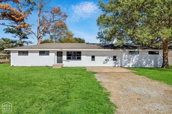 700 S Bay Drive, Bay, AR 72411