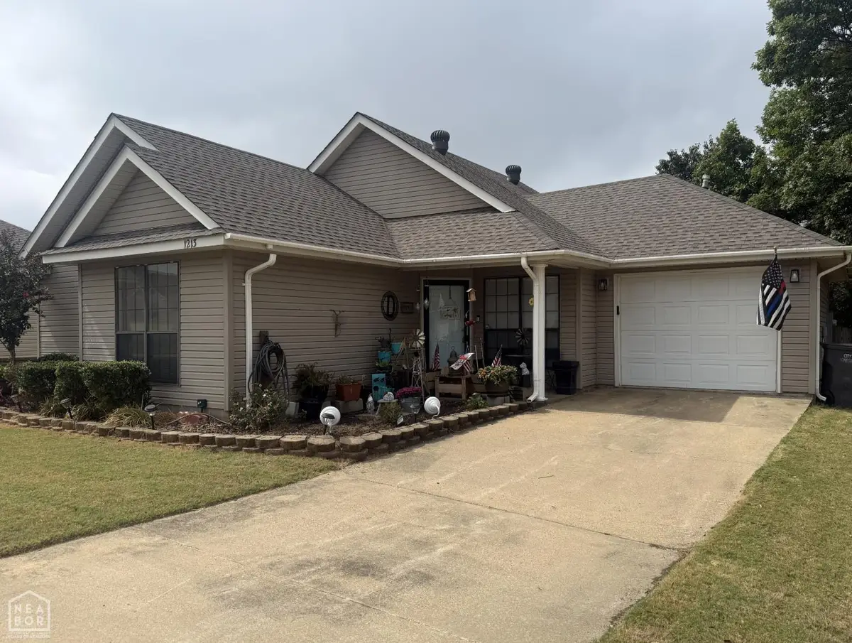 1213 Hemingway Circle, Jonesboro, AR 72405 - #1