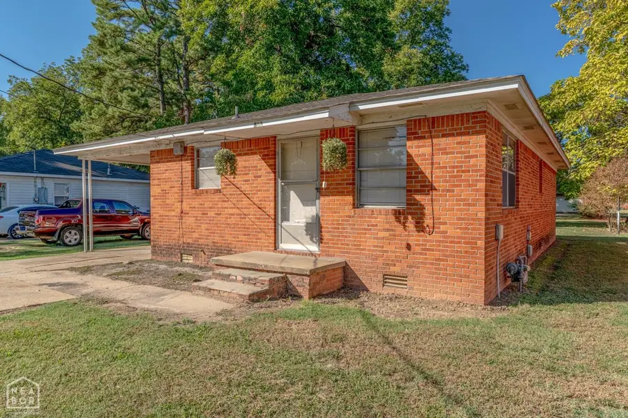 813 Hester Street, Jonesboro, AR 72401 - #2