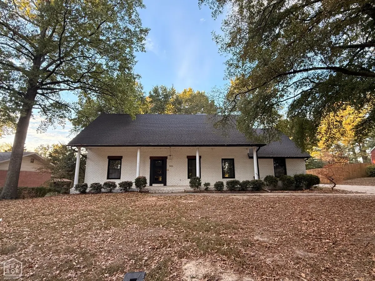 909 Pinecrest Drive, Jonesboro, AR 72401 - #1