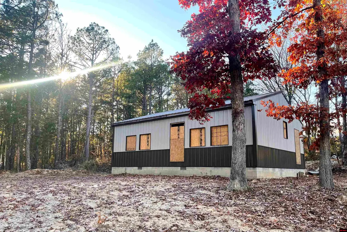 129 WOODLAWN PLACE, Salesville, AR 72653 - Image #1