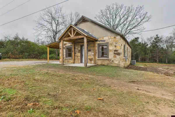 744 CR 720, Gassville, AR 72635